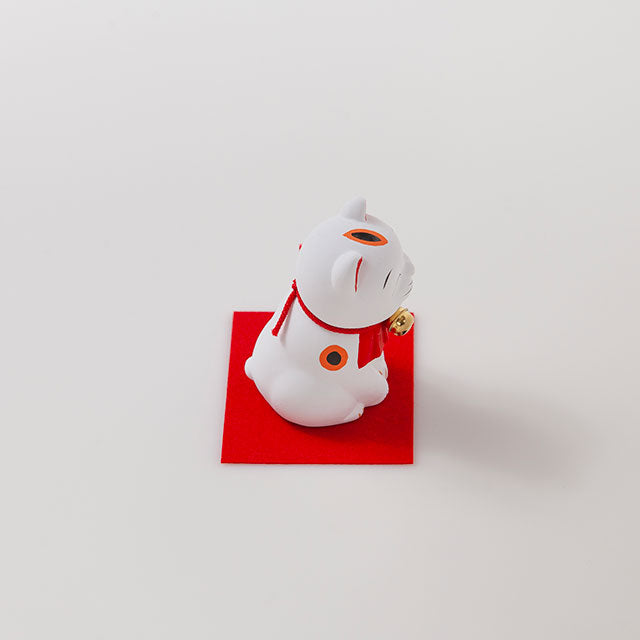 京陶人形 おこしやす猫(毛せん付き)