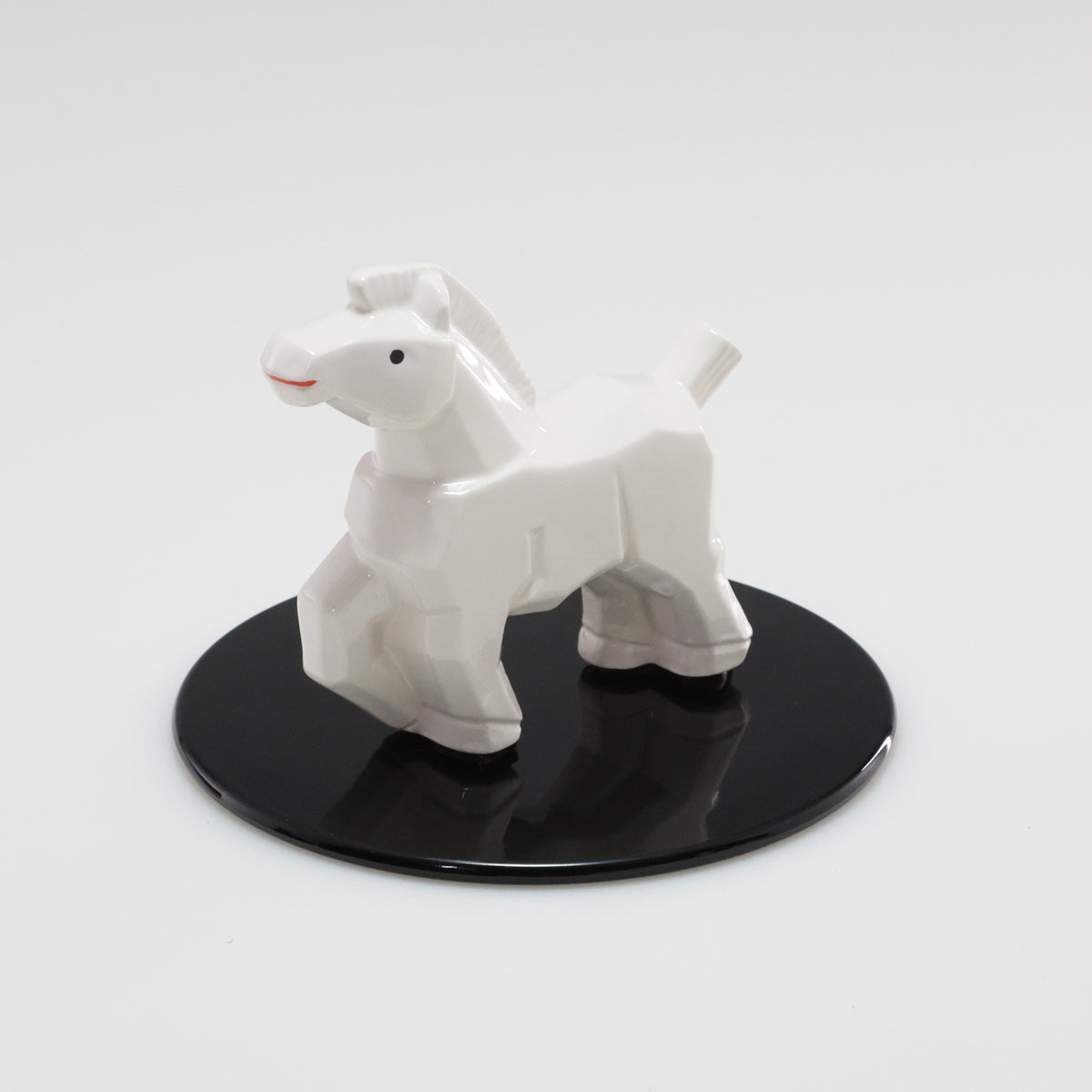 （京焼土鈴）木彫進馬 | 京都 和モダン 干支置物 白 茶