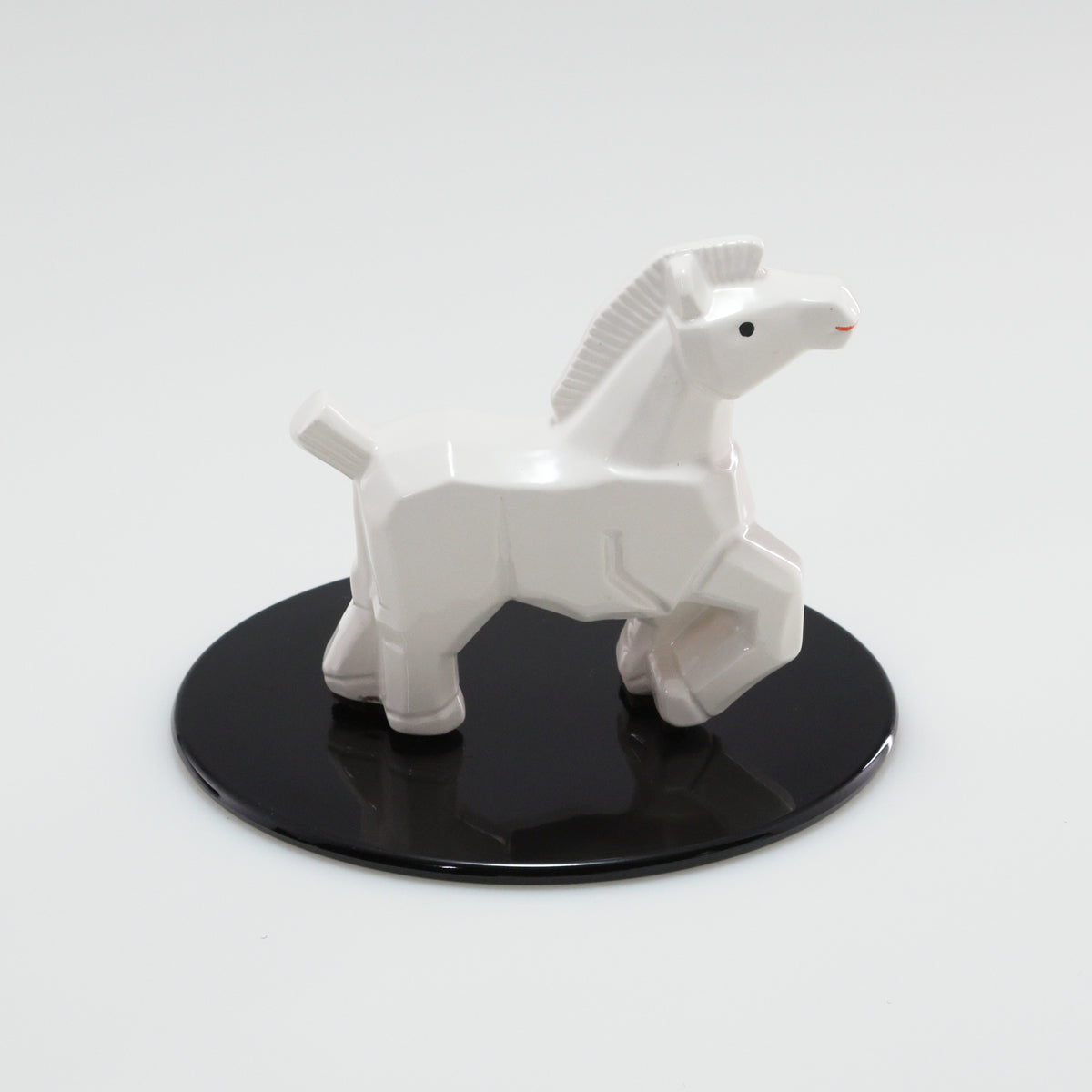 （京焼）木彫進馬 | 京都 和モダン 干支置物 白 茶